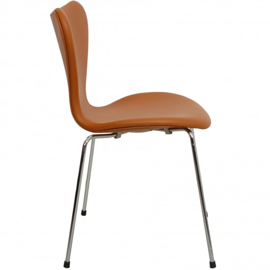 For Sale used Arne Jacobsen Seven chair in cognac Nevada Aniline